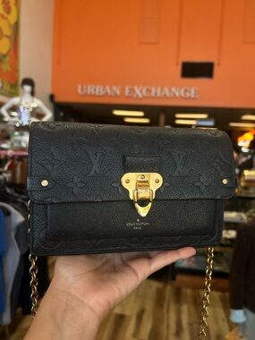 Louis Vuitton Vavin Chain Wallet
